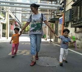 20路公交车爆料视频,揭秘日常出行中的温馨瞬间  第1张